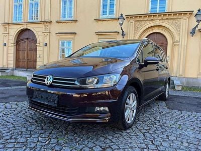 Violett Gebraucht 2019 VW Touran Highline Van / Kleinbus | € 18.650 (Fairer Preis)