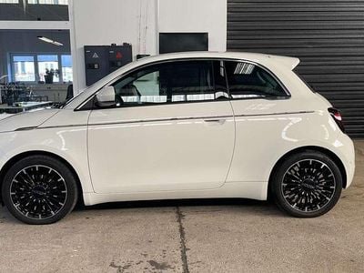 Weiß Gebraucht 2024 Fiat 500e La Prima Kleinwagen | € 21.800 (Superpreis)