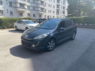 Grau Gebraucht 2009 Peugeot 207 Outdoor Outdoor Kombi | € 2.200