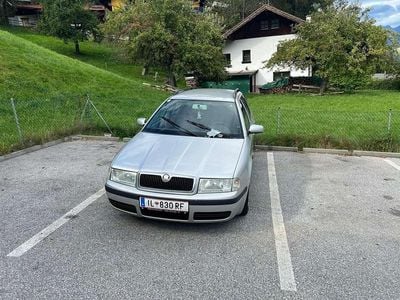 Grau Gebraucht 2006 Skoda Octavia Tour Kombi | € 1.000 (Superpreis)