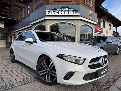 Gebraucht Mercedes A180 136 PS (100 kW) 2019 Weiß Limousine