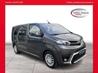Gebraucht Toyota Proace Verso 150 PS (110 kW) 2019 Grau Kombi