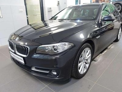Grau Gebraucht 2016 BMW 520 Kombi | € 24.660