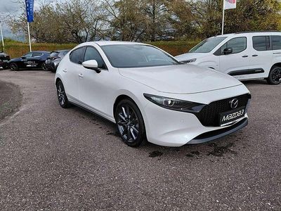 Weiß Neu 2025 Mazda 3 Exclusive-Line Limousine | € 30.990 (Fairer Preis)