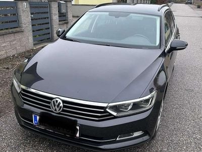 Grau Gebraucht 2017 VW Passat Comfortline Kombi | € 16.300 (Guter Preis)