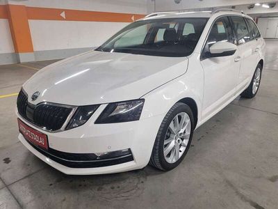 gebraucht Skoda Octavia Combi 16 TDI Style NAVI *FINANZIERUNG MÖGLICH!