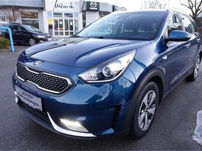 Gebraucht Kia Niro Silver 141 PS (103 kW) 2017 Blau SUV