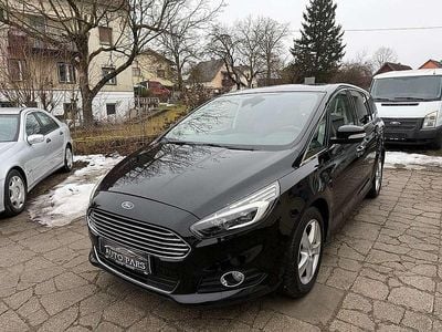 Gebraucht Ford S-MAX Titanium 150 PS (110 kW) 2017 Schwarz Van / Kleinbus