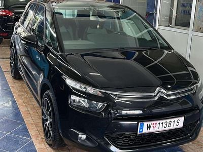 Schwarz Gebraucht 2015 Citroën C4 Picasso Van / Kleinbus | € 9.750