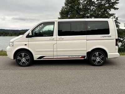 Gebraucht VW Multivan Highline 174 PS (127 kW) 2009 Van