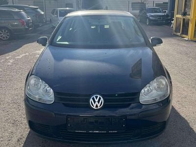 Blau Gebraucht 2004 VW Golf V Limousine | € 3.290 (Fairer Preis)