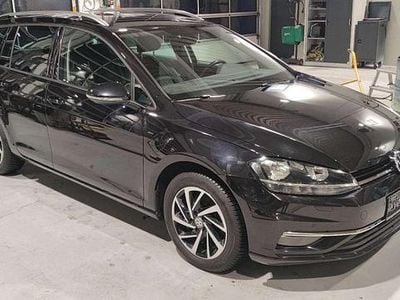 Gebraucht VW Golf VII Comfortline 116 PS (85 kW) 2019 Limousine
