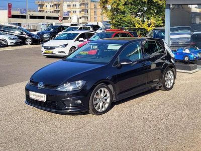 Schwarz Gebraucht 2016 VW Golf VII Comfortline Kleinwagen | € 15.999 (Teuer)