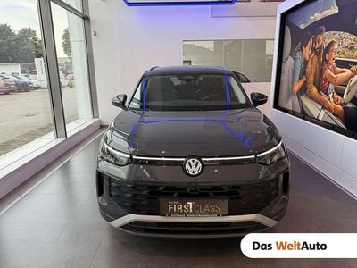 Mittelgrau metallic Neu 2025 VW Tayron SUV | € 56.880 (Superpreis)