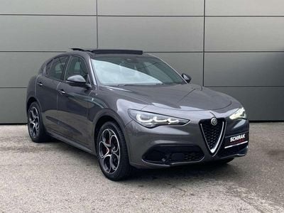 Grau Gebraucht 2024 Alfa Romeo Stelvio Ti SUV | € 47.900 (Teuer)