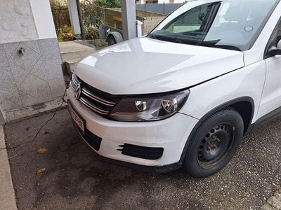 Weiß Gebraucht 2013 VW Tiguan SUV | € 7.500 (Teuer)