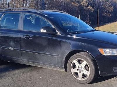 Schwarz Gebraucht 2010 Volvo V50 Kombi | € 3.000