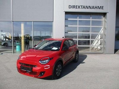 Gebraucht Fiat 600 Red 114 kW (156 PS) 2024 Rot SUV