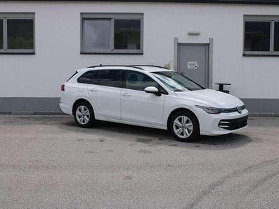 Neu VW Golf VIII 116 PS (85 kW) 2025 Weiß Kombi