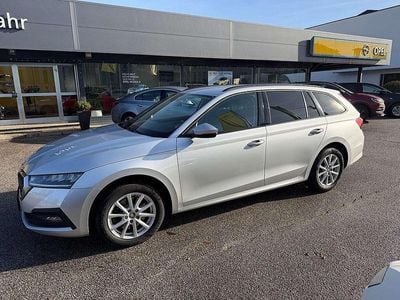 Silber Gebraucht 2022 Skoda Octavia Ambition Kombi | € 18.490 (Superpreis)