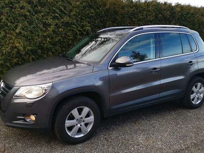 gebraucht VW Tiguan 20 TDI 4Motion DSG Standheizung Sky DPF