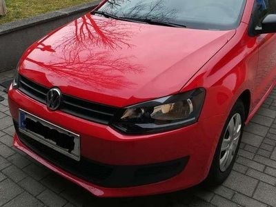 Gebraucht VW Polo Trendline 60 PS (44 kW) 2011 Rot Limousine