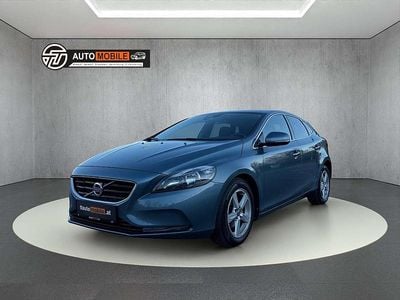 Blau Gebraucht 2012 Volvo V40 Momentum Limousine | € 7.300 (Teuer)