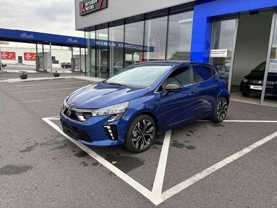 Blau Neu 2025 Mitsubishi Colt Intense Limousine | € 21.840 (Etwas zu teuer)