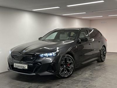 Grau Gebraucht 2025 BMW i5 Sport Line Kombi | € 84.850 (Fairer Preis)
