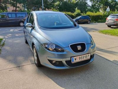 Blau Gebraucht 2004 Seat Toledo Reference Limousine | € 2.200