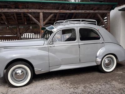 Grau Gebraucht 1959 Peugeot 203 Limousine | € 18.000