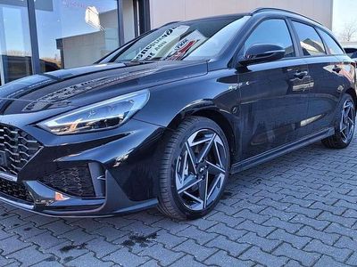 Neu Hyundai i30 N Line 140 PS (102 kW) 2025 Schwarz Kombi