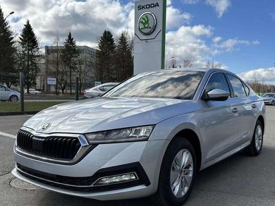 gebraucht Skoda Octavia Elegance 1,0TSI m-Hybrid 81kW/110PS 7-Gang DSG