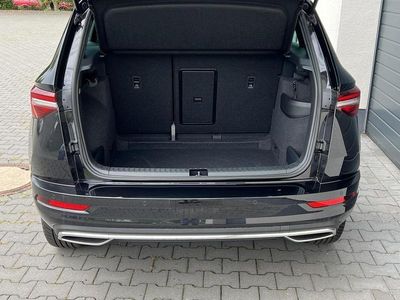Neu 2025 Skoda Karoq SportLine SUV | € 39.638 (Fairer Preis)
