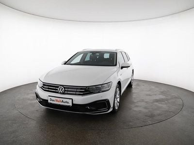 Weiss normal Gebraucht 2021 VW Passat GTE Kombi | € 19.990 (Guter Preis)