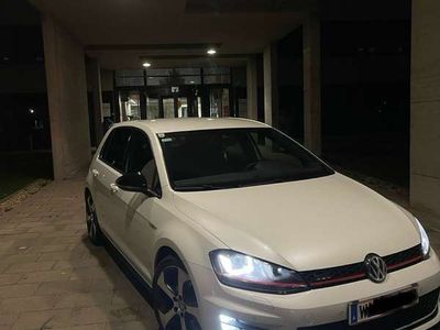 gebraucht VW Golf GTI 2,0 TSI DSG Performance