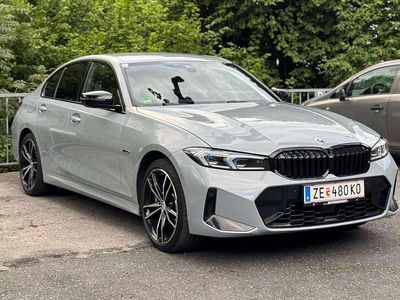 Grau Gebraucht 2022 BMW 330e Limousine | € 39.200