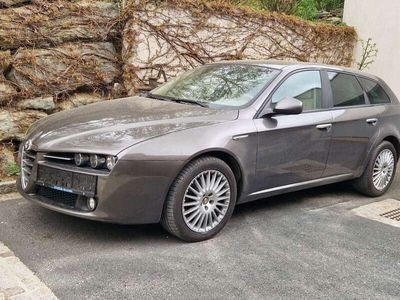 Alfa Romeo 159