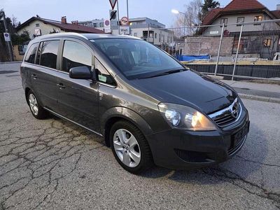 Gebraucht Opel Zafira Edition 116 PS (85 kW) 2010 Van / Kleinbus