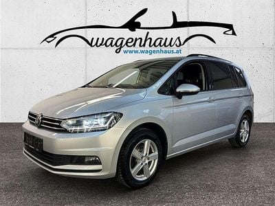 Silber Gebraucht 2017 VW Touran Comfortline Van / Kleinbus | € 18.990
