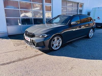Grau Gebraucht 2023 Alpina D3 Kombi | € 71.500