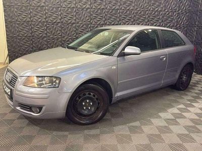 Silber Gebraucht 2006 Audi A3 Ambition Limousine | € 2.200 (Superpreis)