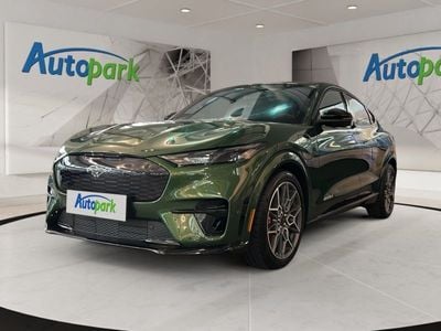 Grün Neu 2025 Ford Mustang Mach-E GT SUV | € 69.690 (Guter Preis)