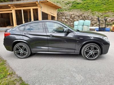 Grau Gebraucht 2017 BMW X4 M Sport SUV | € 24.990 (Fairer Preis)