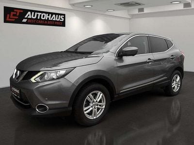 Grau Gebraucht 2016 Nissan Qashqai N-Connecta SUV | € 9.880 (Fairer Preis)
