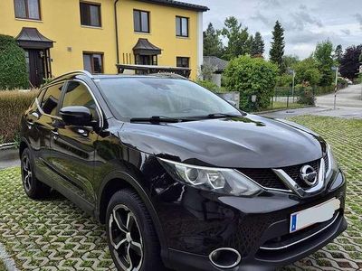 Gebraucht 2015 Nissan Qashqai 360º SUV | € 10.990 (Teuer)