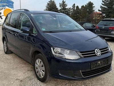 Gebraucht VW Sharan Comfortline 140 PS (102 kW) 2013 Blau Van / Kleinbus