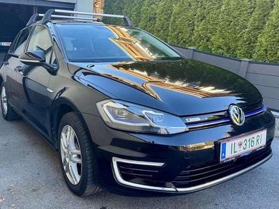 Gebraucht VW e-Golf 100 kW (136 PS) 2019 Kleinwagen