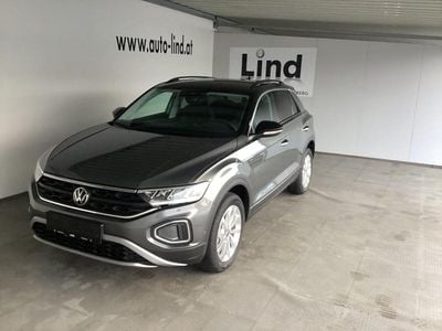 Silber metallic Neu 2025 VW T-Roc SUV | € 27.990 (Guter Preis)