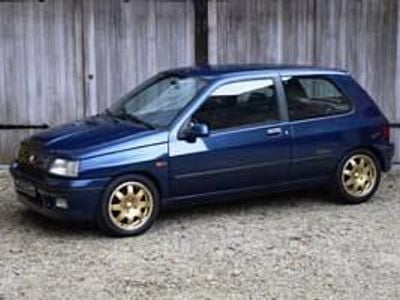 Blau Gebraucht 1994 Renault Clio Kleinwagen | € 52.500